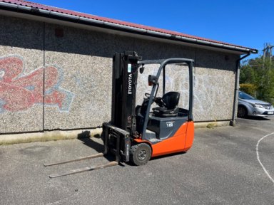 Toyota 8FBEKT18 elektrisk gaffeltruck - 2011 , Mva fri  NYPRIS 