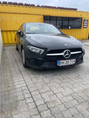 Bil MERCEDES-BENZ CLA 200 Shooting Brake 7G-DCT