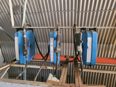 Oljebar  3 st slangvindor  ( inget reservationspris ) 