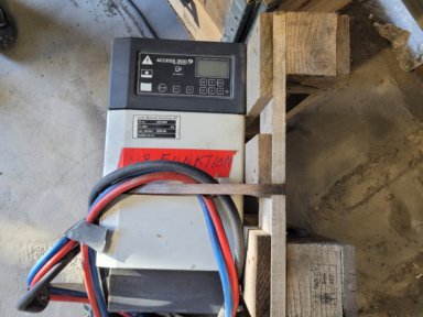 Batteriladdare för truck Micropower Access 200P ( inget reservationspris ) 