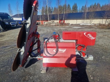 Tre- og skogbrukssutstyr Fliegl
