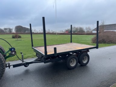 2-akslet vogn med hydraulisk Tip 