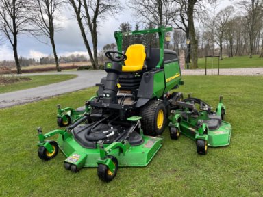 John Deere 1600 Turbo Series III Wide Area Mower (WAM)
