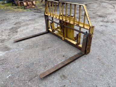 Pallegafler med hydraulisk sideforskydning / Pallet Forks with Hydraulic Side Shift 