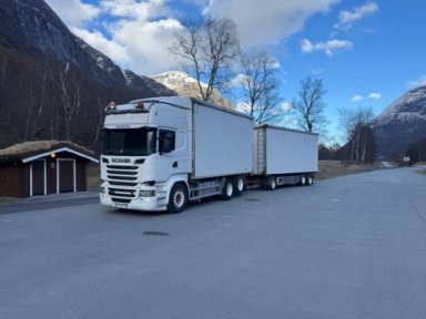  SCANIA R 580  flisbil med henger 