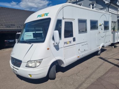 2006mod.PILOTE EXPLORATEUR 683 DG