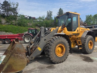 VOLVO L110F WHEEL LOADER 2008 MOD 14389 HOURS