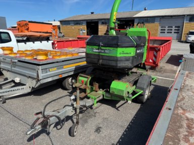 GreenMech Quadtrack 160 flishugger på trailer