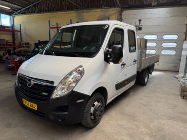 Opel Movano ladvogn med Hiab T-Hiduo 018 kran
