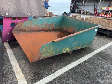 1500Kg / 750Liter tipkasse