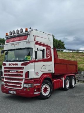 Tippbil SCANIA R620LA 6X2HNB