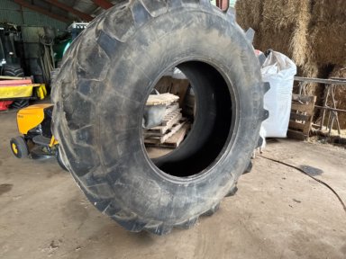 Michelin 650/85 R238 traktordæk, 2 stk