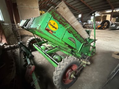 Kartoffellægger Ekengaard / potato planter
