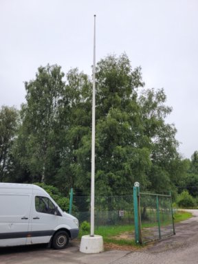 Flaggstång med fundament Formenta