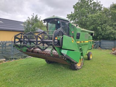 Mejetærsker John Deere 1158 Selvkørende mejetærsker