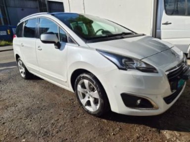 Peugeot 5008 – Automat – 269 000 km – Nylig EU-godkjent
