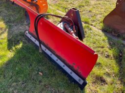 Sneplov med hydraulisk sving og A-ramme.