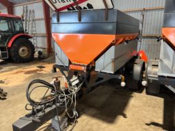 Epoke S2400 HS på trailer.