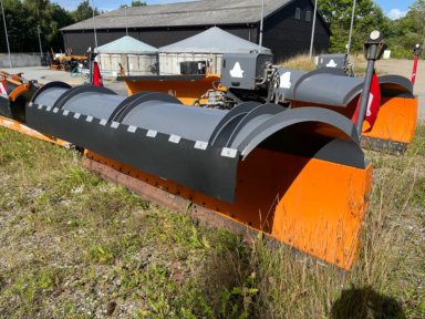Lastvognssneplov med dobbeltskær Assaloni   Ciletta  A90.35