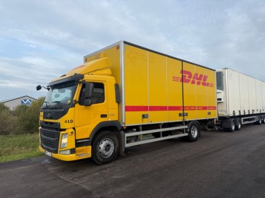  VOLVO FH4*2 Skåpbil