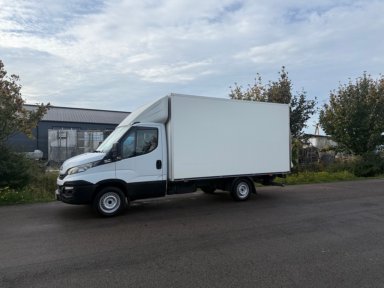 Skåpbil IVECO DAILY