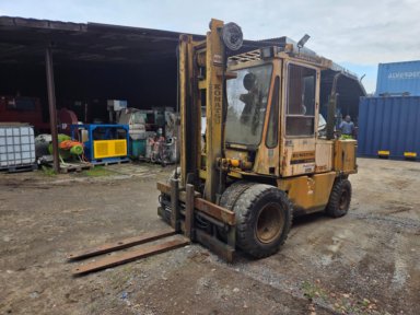 Gaffeltruck Komatsu FD40-4