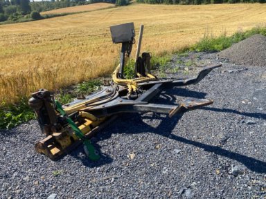 ROTE hydraulisk underskjær / veiskjær til traktor – tidligere montert på Valtra 190