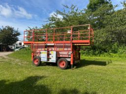 Sky Jack sax lift 14 meter