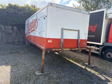 Mobil køle-fryse container til wirehejs, længde 6,9 meter