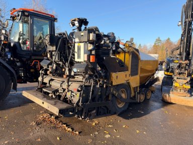 Asfaltutlegger CAT AP300