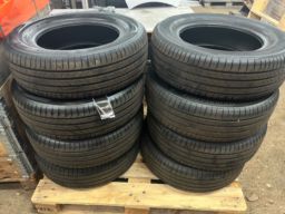 Dæk Bridgestone 215/65 R16    102H