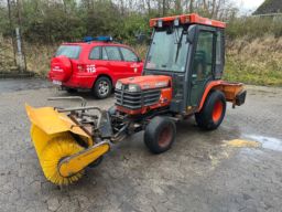Traktor Kubota B2100   4WD