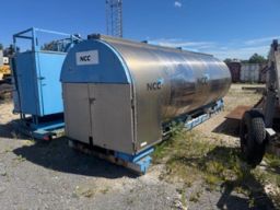 Bitumen tank  på lastväxlarram 
