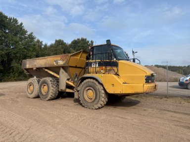 Dumper Caterpillar 730