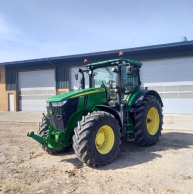 John Deere 7310R  Traktor.