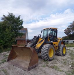  JCB 426 Hjullæsser M. skovl.