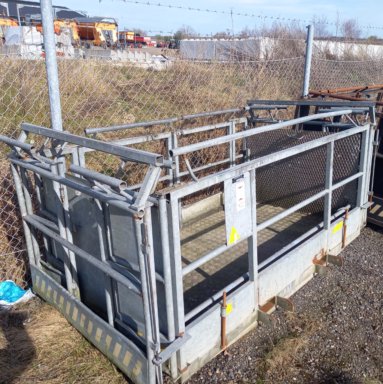 Teleskoplæsser Manitou Klapbar 4 Mtr. Kurv.