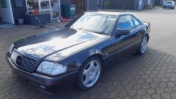 Bil / Mercedes SL 500 Cabriolet / Oldtimer