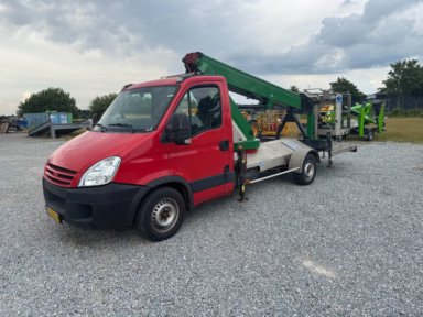Iveco 35s med Omme 1750ETZ