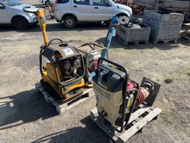 Pladevibrator og jordloppe. Weber  og Dynapac 