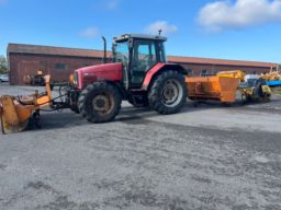 Traktor Massey-Ferguson MF 6255  4WD med maskinsæt.