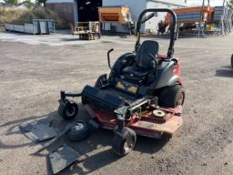 Toro Groundmaster 7210.