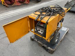 MECC STB 240 mobilt svejseværk.