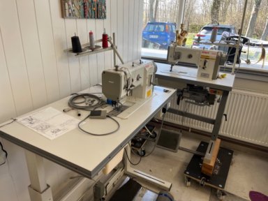 2 stk. PFAFF  1245 industrisymaskiner. 