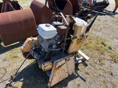 STOW Cutter 3 Kantskærer med Honda motor.