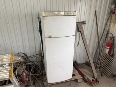Kylskåp  Dometic  RGE4000