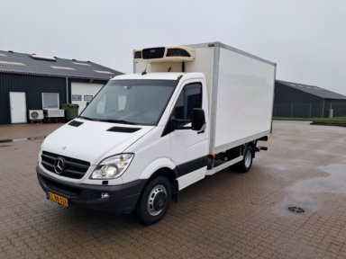 Mercedes-Benz Sprinter kølebil med lift – Nysynet