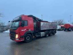 VOLVO FM-420 Lastbil med kran