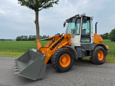 Liebherr 509 Stereo Gummiged/Hjullæsser