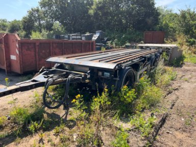 Lastbiltrailer CMT PT 3 akslet overføringstrailer